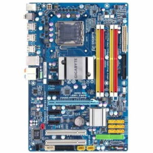 GIGABYTE GA-EP45-UD3LR // 775 // DDR2